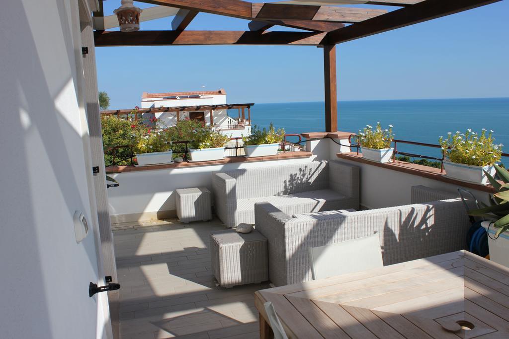Holiday Lodge al Porto Mattinata Exterior foto