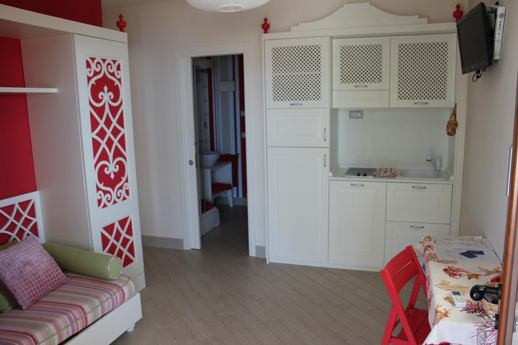 Holiday Lodge al Porto Mattinata Exterior foto