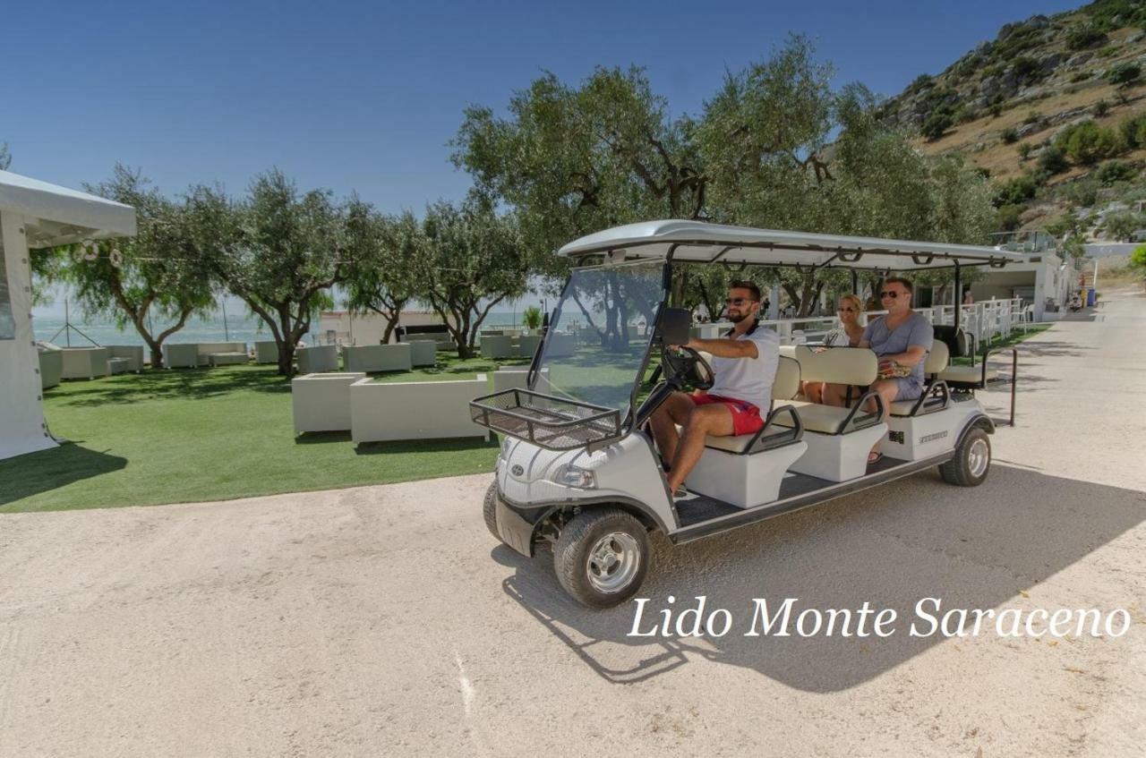 Holiday Lodge al Porto Mattinata Exterior foto